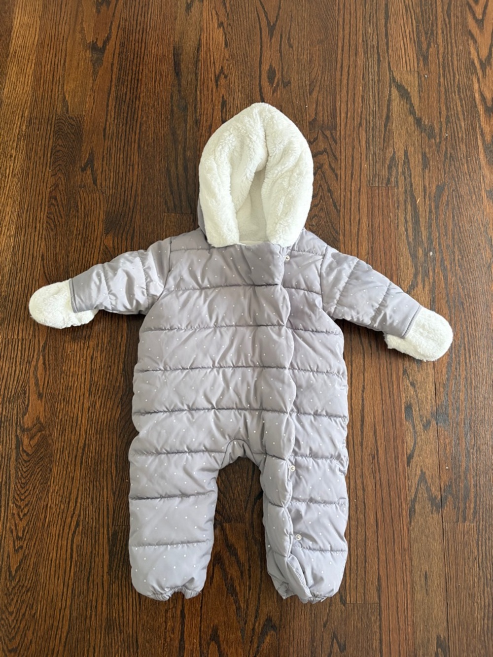 Jacadi White Sherpa-Lined Baby Garment Label Detail